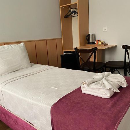 Hotel Oezsefa Стамбул Экстерьер фото